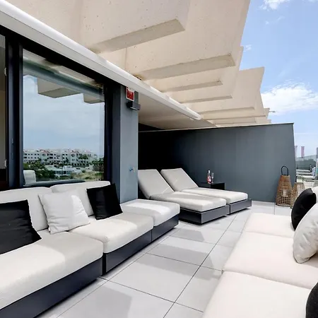 Apartment Modern Highend Oasis W/sea Views