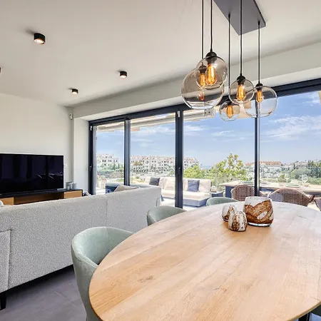 Modern Highend Oasis W/sea Views Estepona